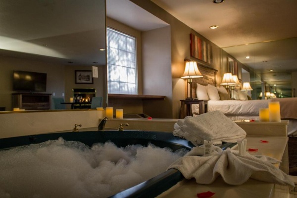 Postmarc Hotel and Spa Suites image 19